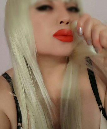 Мила